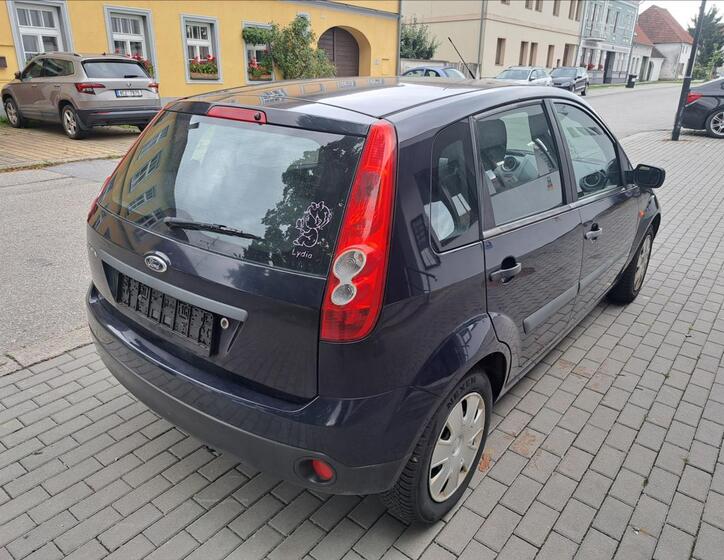 Ford Fiesta 10