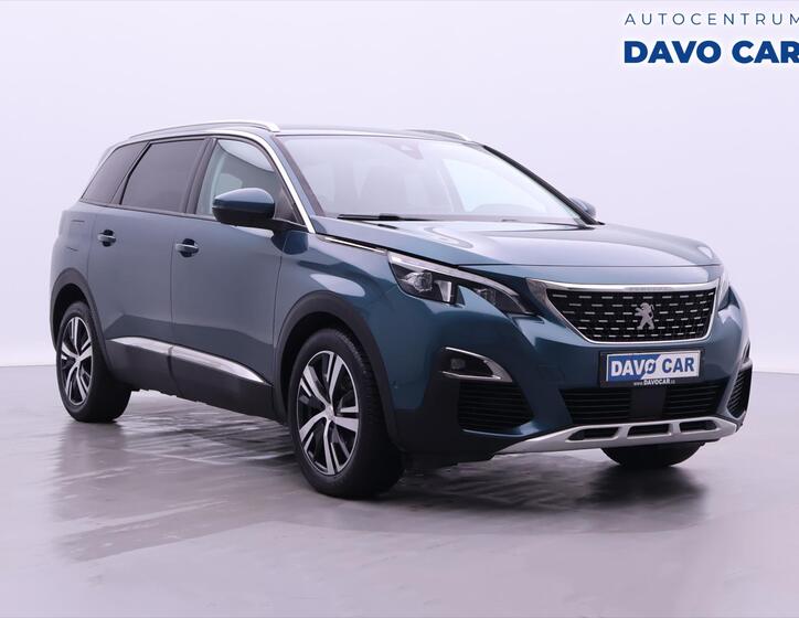 Peugeot 5008 1
