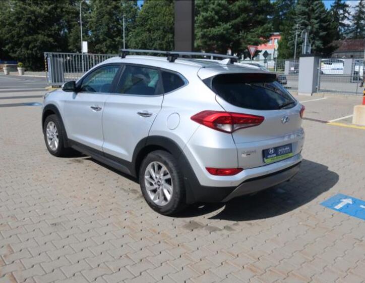 Hyundai Tucson 5