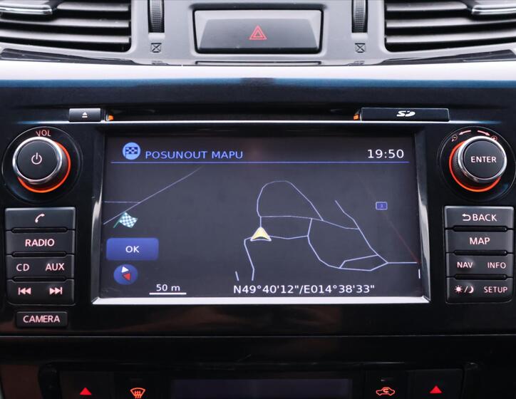 Nissan Navara 25