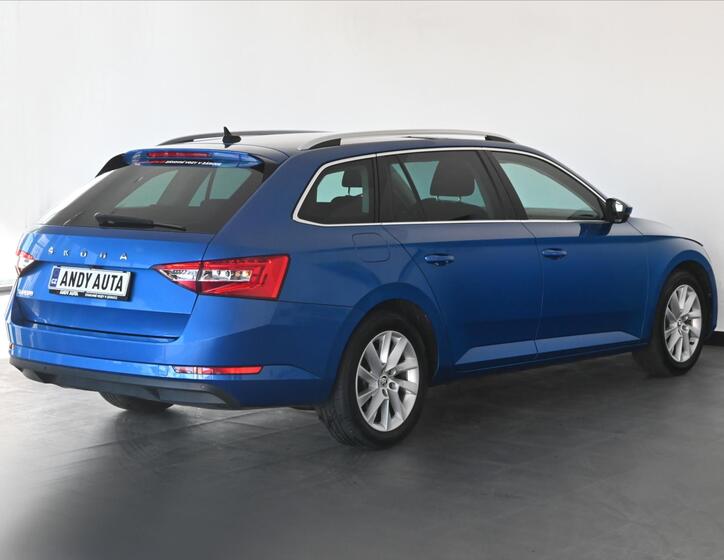 Škoda Superb 3