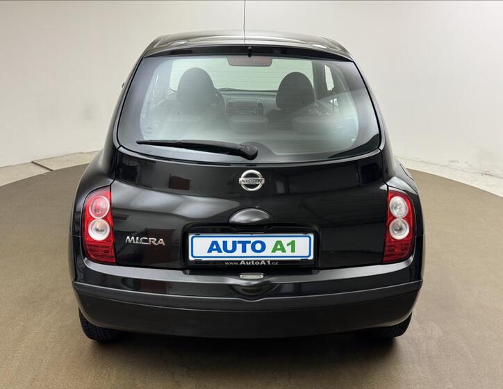 Nissan Micra 5