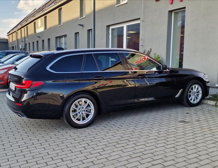 BMW Řada 5 11