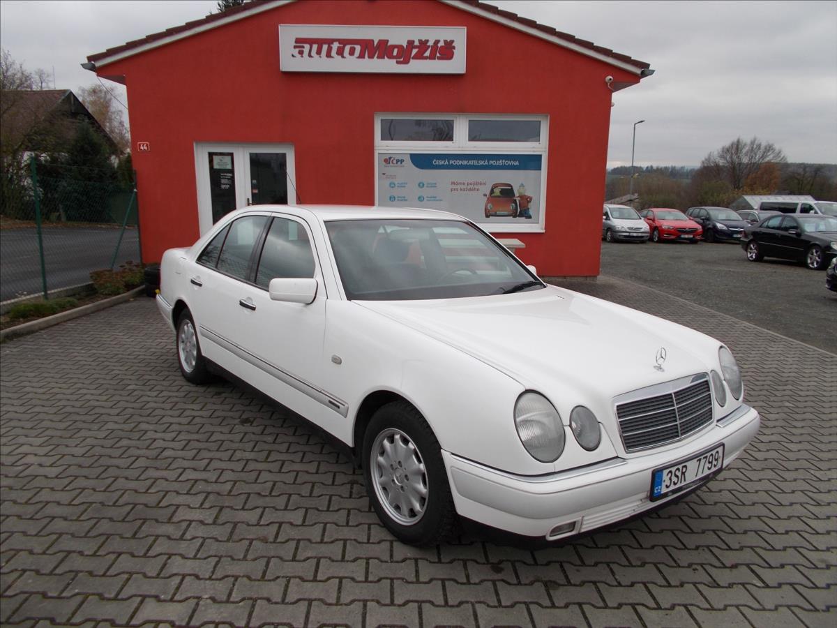 Mercedes-Benz Třídy E