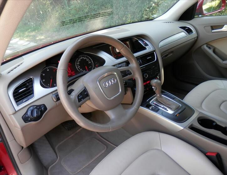 Audi A4 12