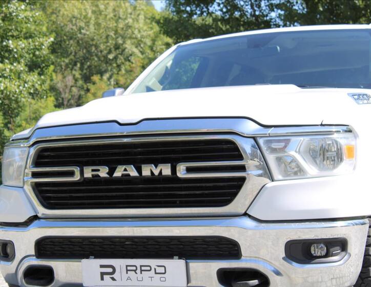 Dodge RAM 30