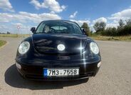 Volkswagen New Beetle 8