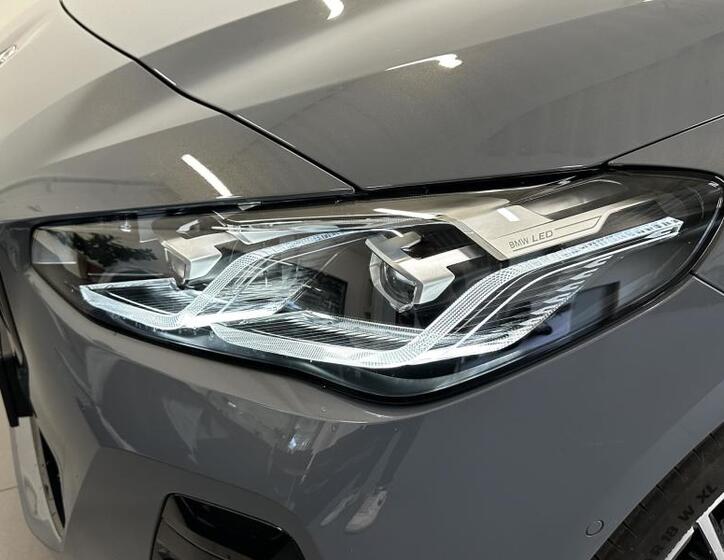 BMW Řada 2 4