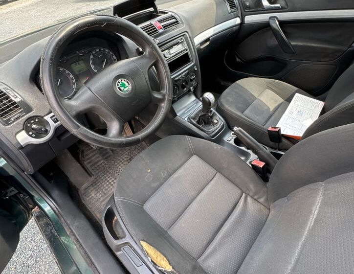 Škoda Octavia 23