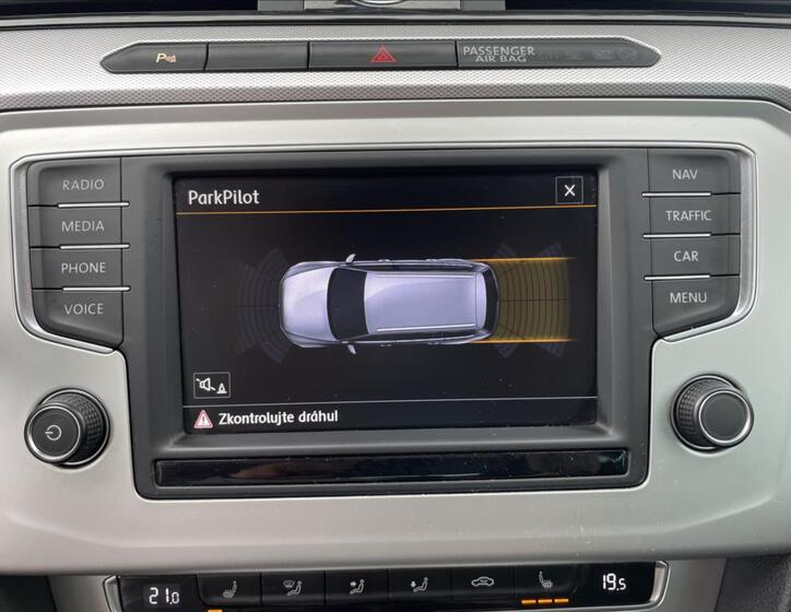 Volkswagen Passat 20