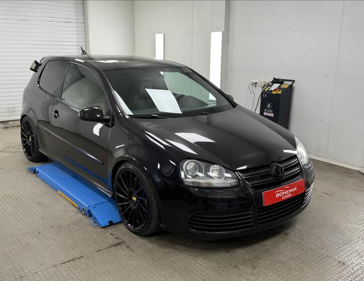 Volkswagen Golf 1