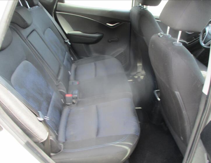 Hyundai ix20 11