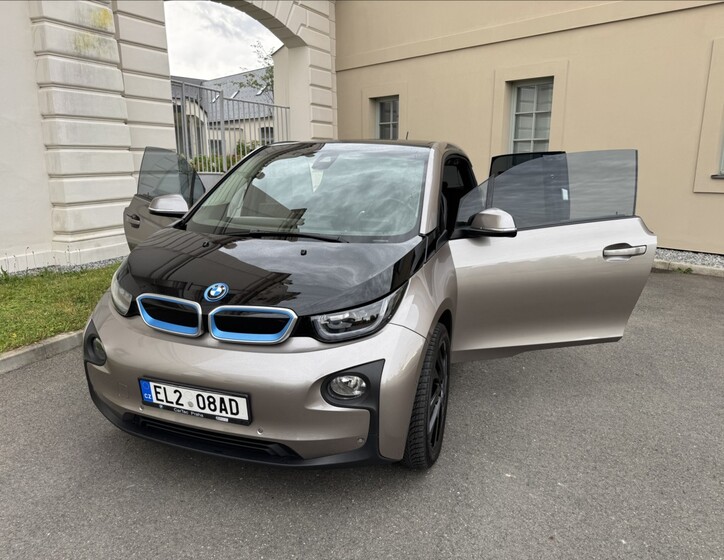 BMW i3 9