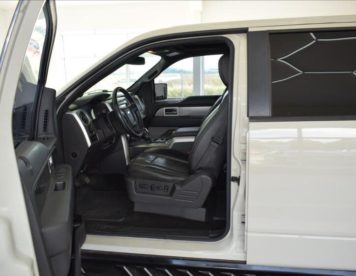 Ford F-150 7