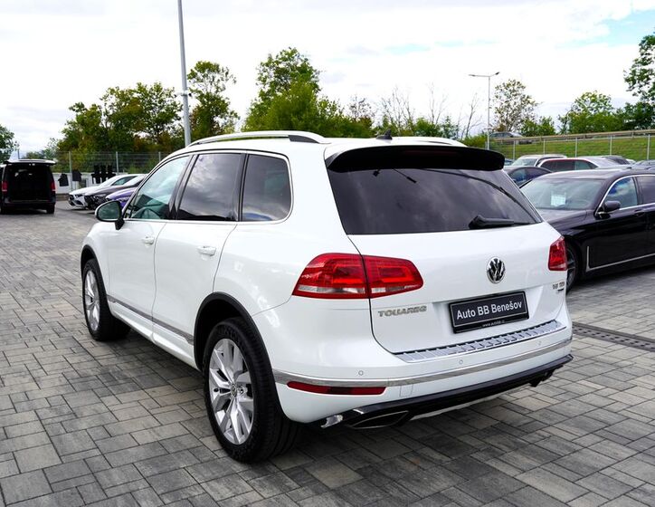 Volkswagen Touareg 4