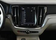 Volvo V60 12