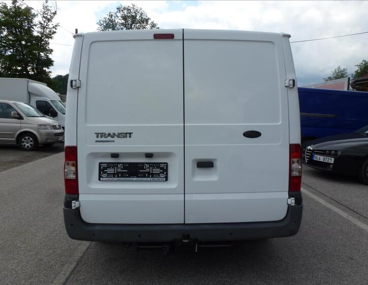 Ford Transit 9