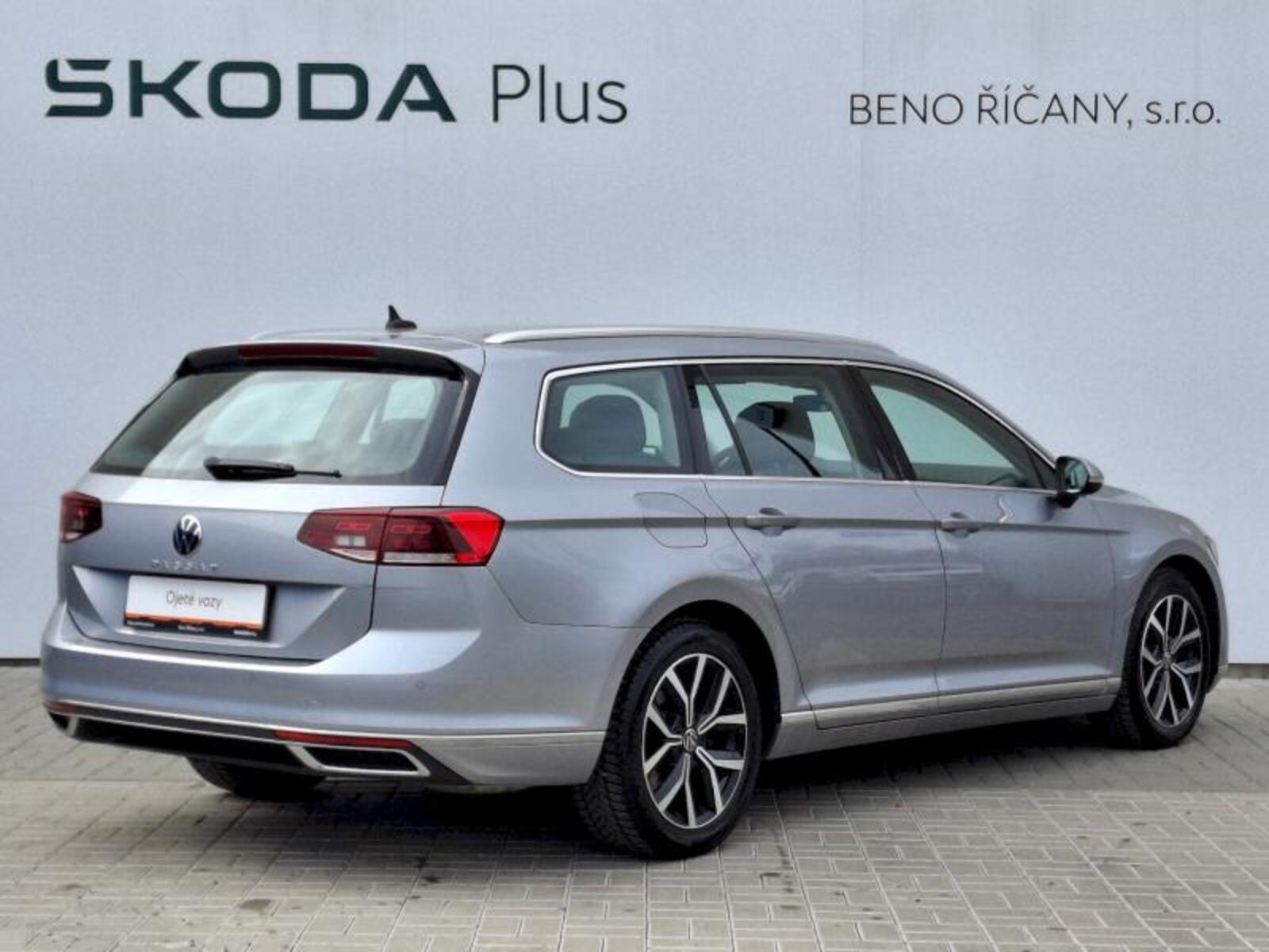 Volkswagen Passat 2