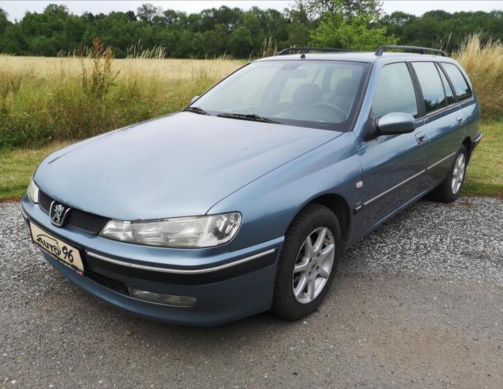 Peugeot 406 26