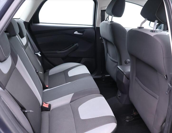 Ford Focus 15