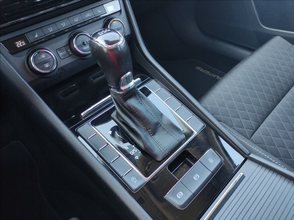 Škoda Superb 19