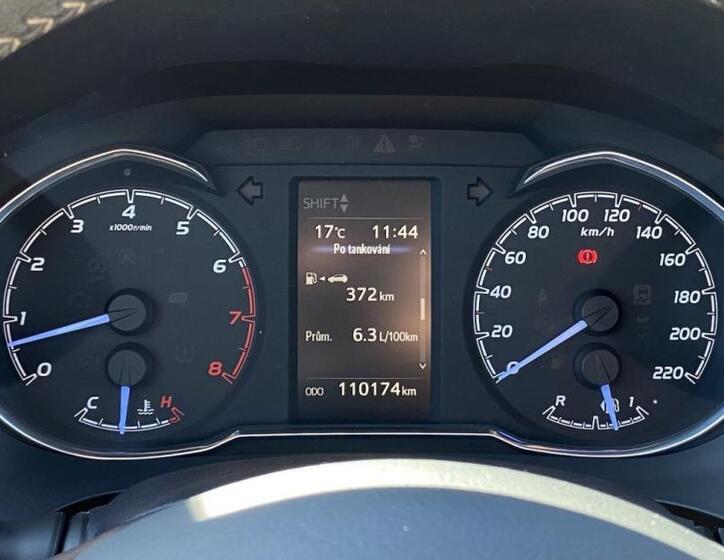 Toyota Yaris 16
