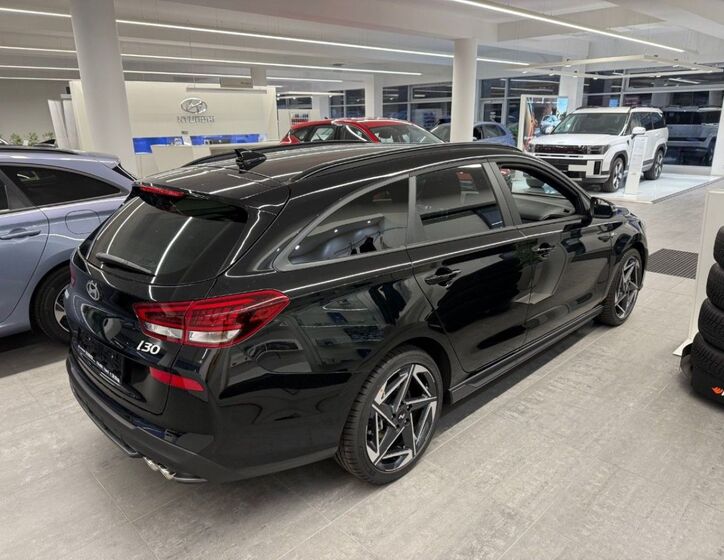 Hyundai i30 4