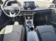 Hyundai i30 11