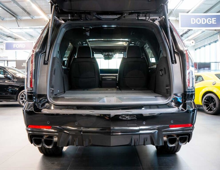 Cadillac Escalade 8