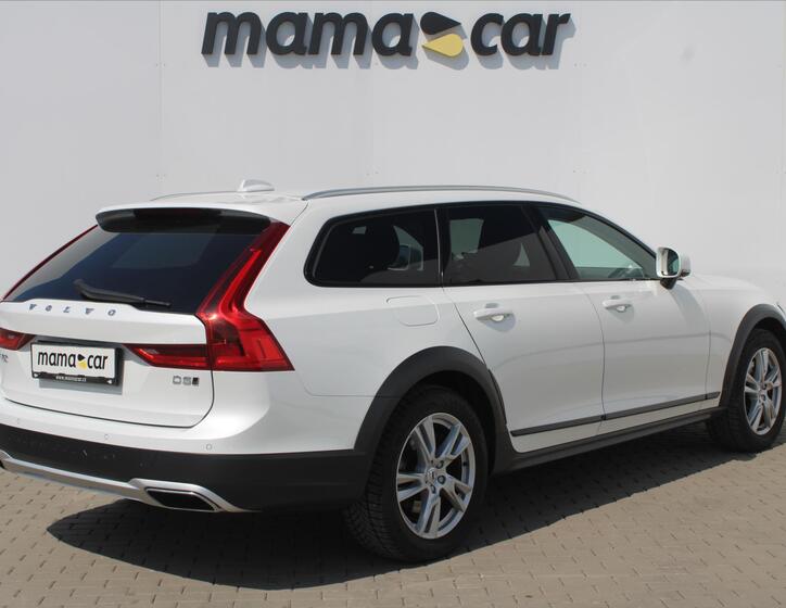 Volvo V90 7