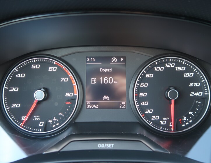 Seat Arona 24