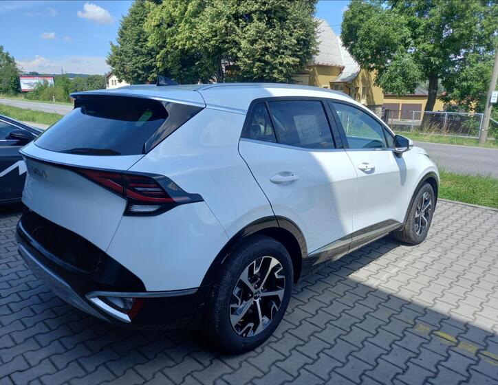 KIA Sportage 4