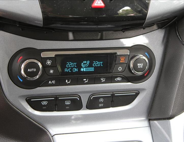 Ford Focus 23
