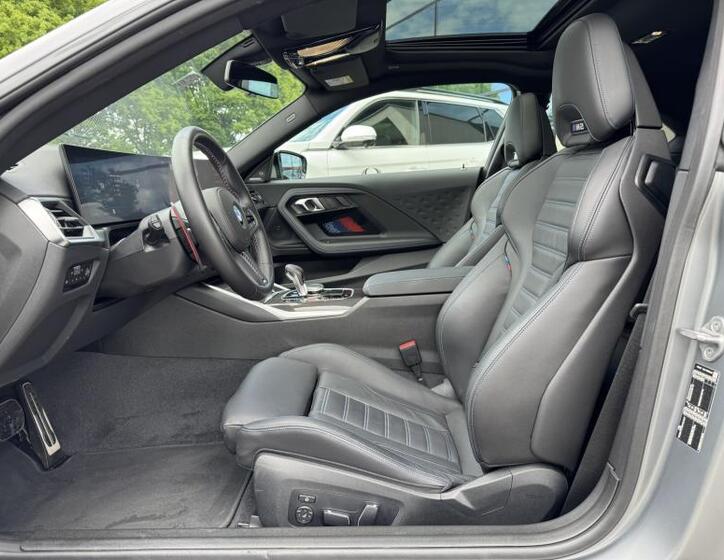 BMW M2 19