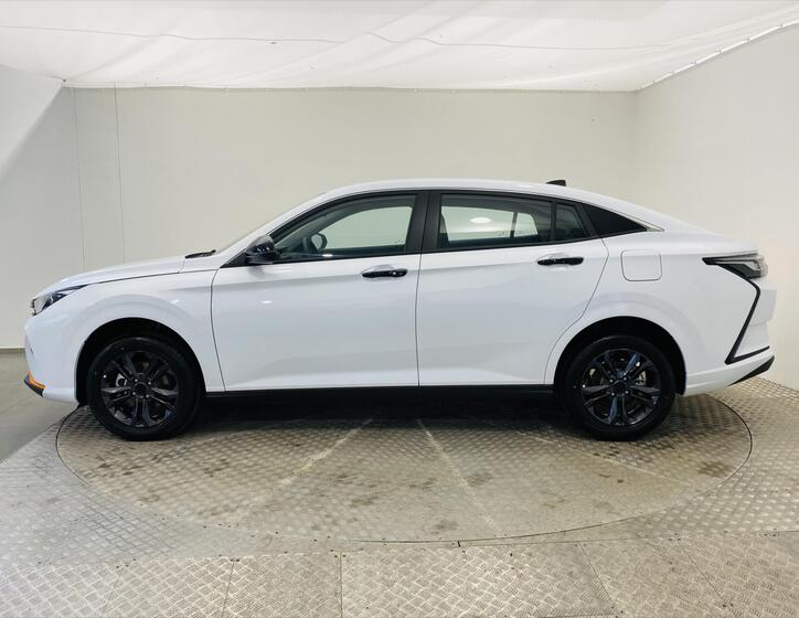 Dongfeng SHINE 3
