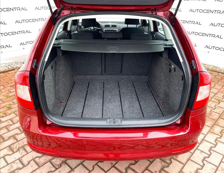 Škoda Octavia 10