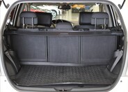 Toyota Verso 23