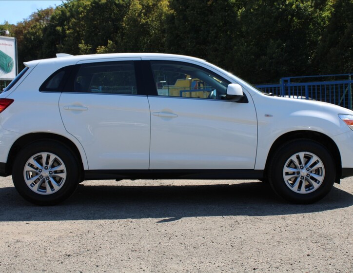 Mitsubishi ASX 4