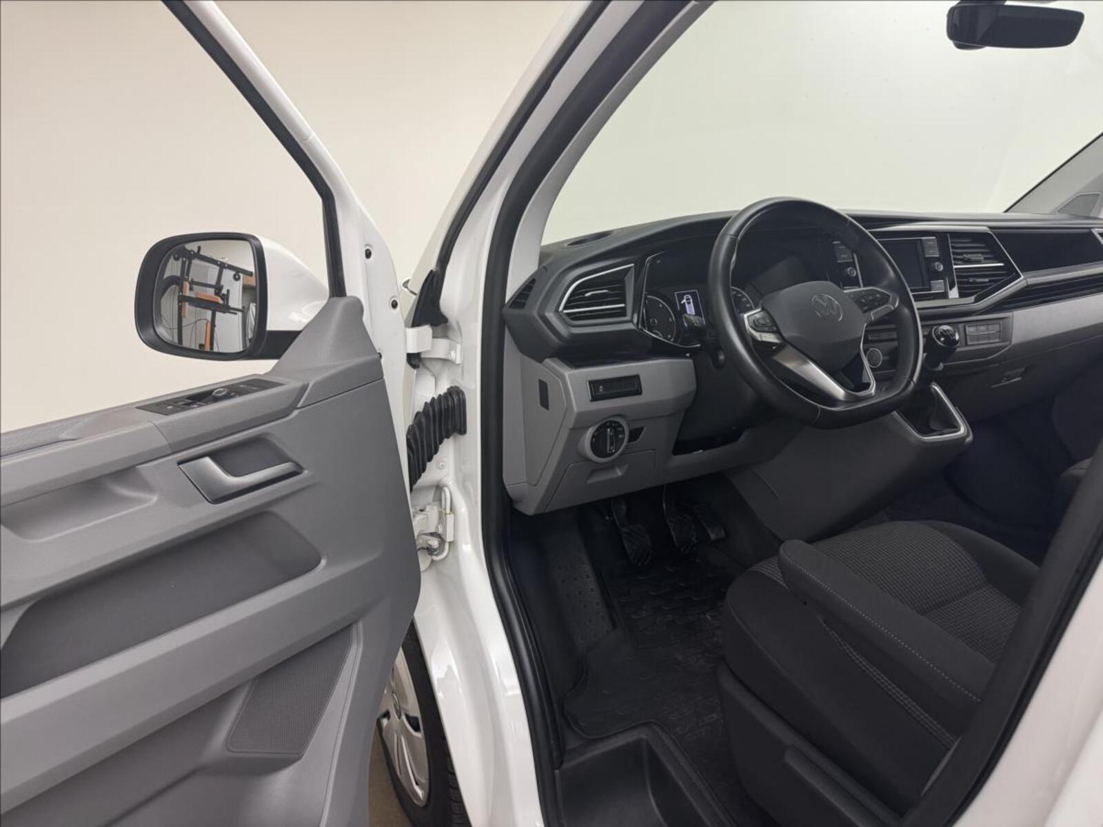 Volkswagen Transporter 26