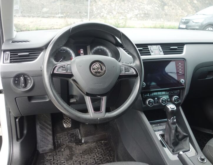 Škoda Octavia 24