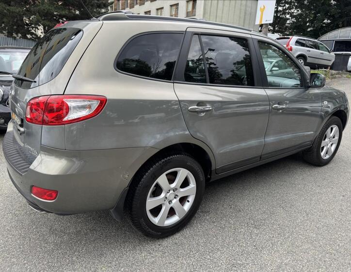 Hyundai Santa Fe 13
