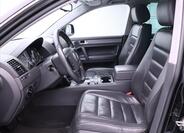 Volkswagen Touareg 12