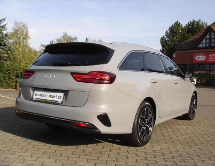 KIA Ceed 12