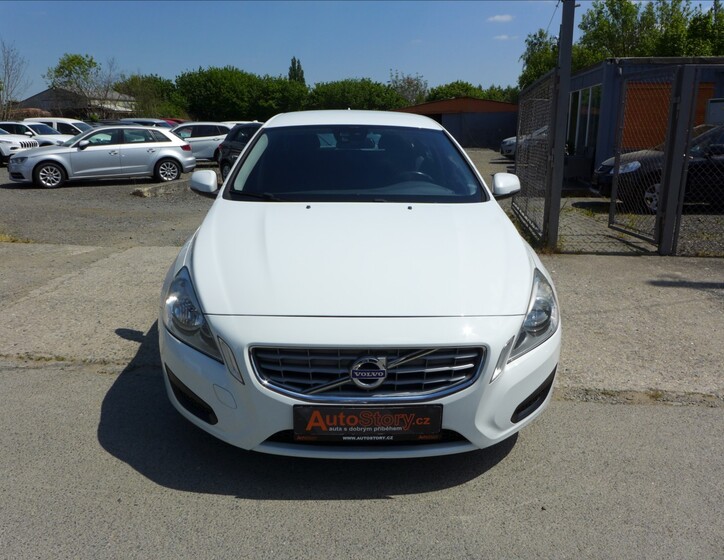 Volvo V60 3