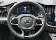 Volvo XC60 8