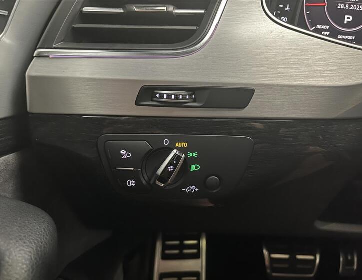 Audi Q7 19