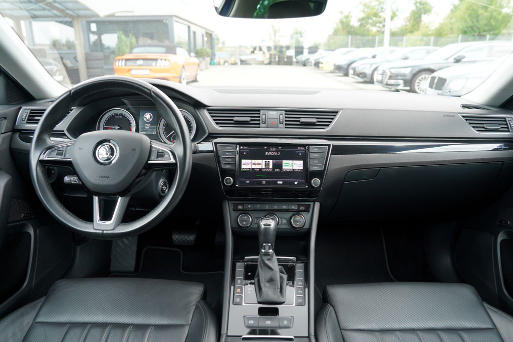 Škoda Superb