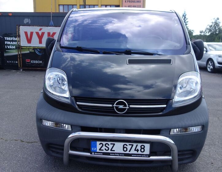 Opel Vivaro 17