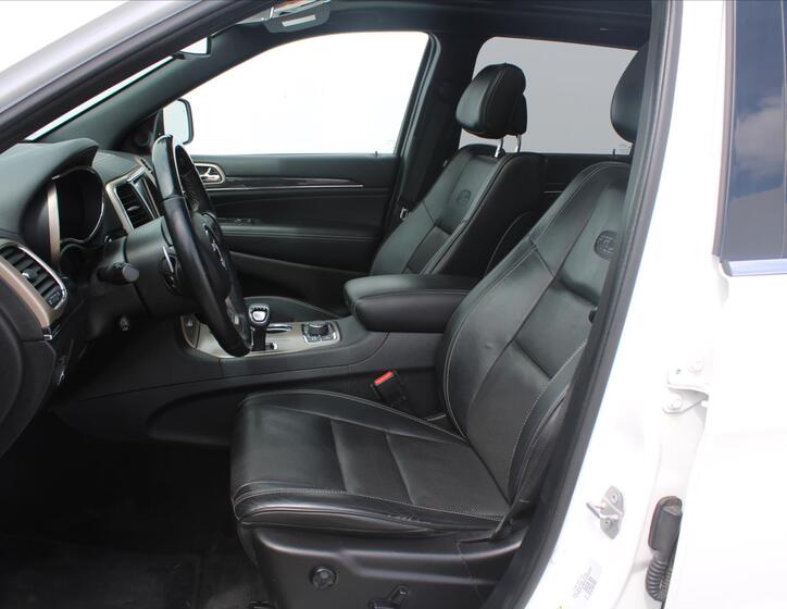 Jeep Grand Cherokee 10