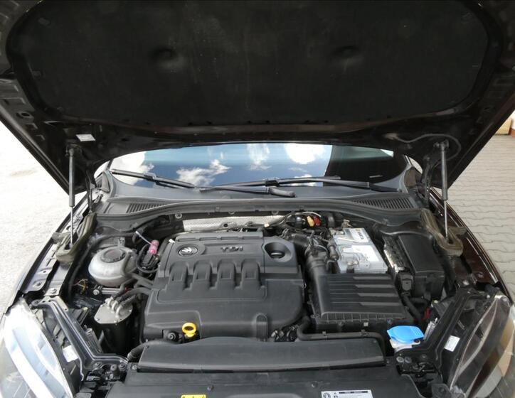Škoda Superb 38